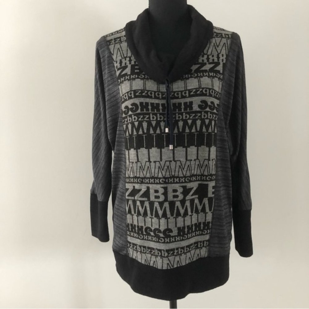 Women’s Vintage Zoe Cowl neck with drawstring sweater size M